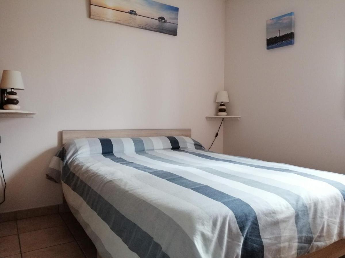 Gite Les Garbails Le Barp Extérieur photo